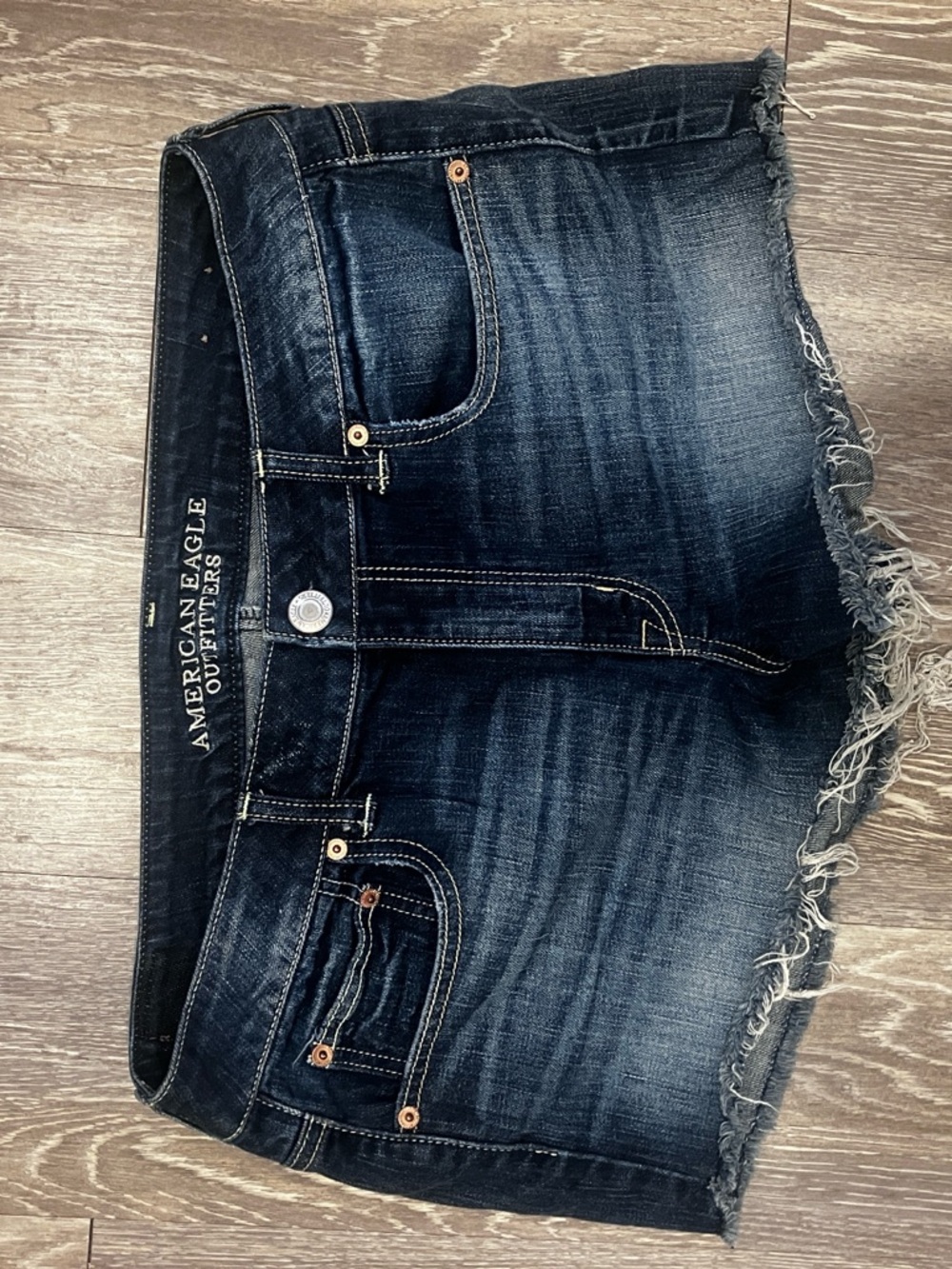 American Eagle Outfitters women’s Dark Blue Frayed Denim Shorts